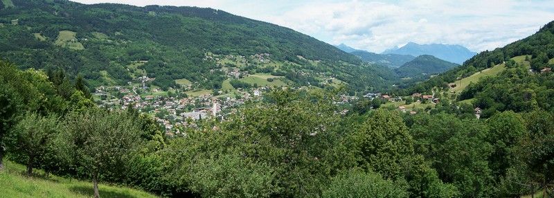 Nos chambres d'hôtes, dans une maison typique du Pays d'Allevard, 