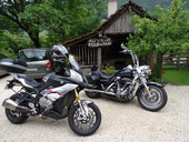 Au Vieux Four à Pain, chambres d'hôtes, relais pour motards, au carrefour des grands cols alpins.